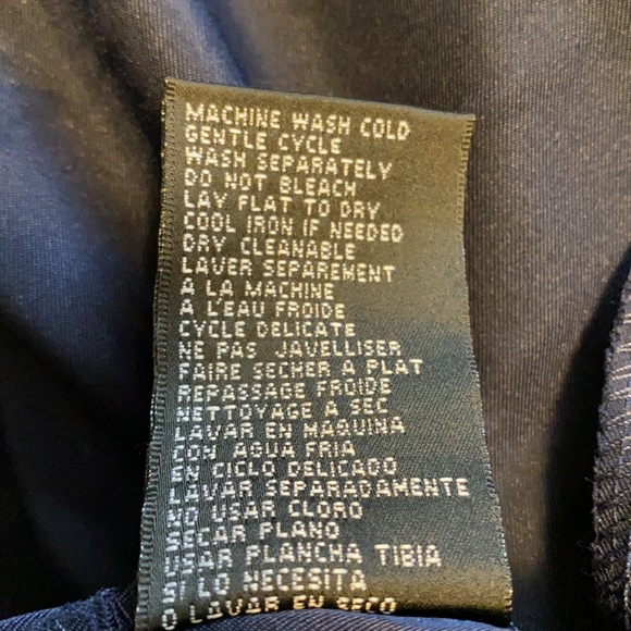 Bette & Court Navy Blue Capris - Size 12 - Picture 10 of 16